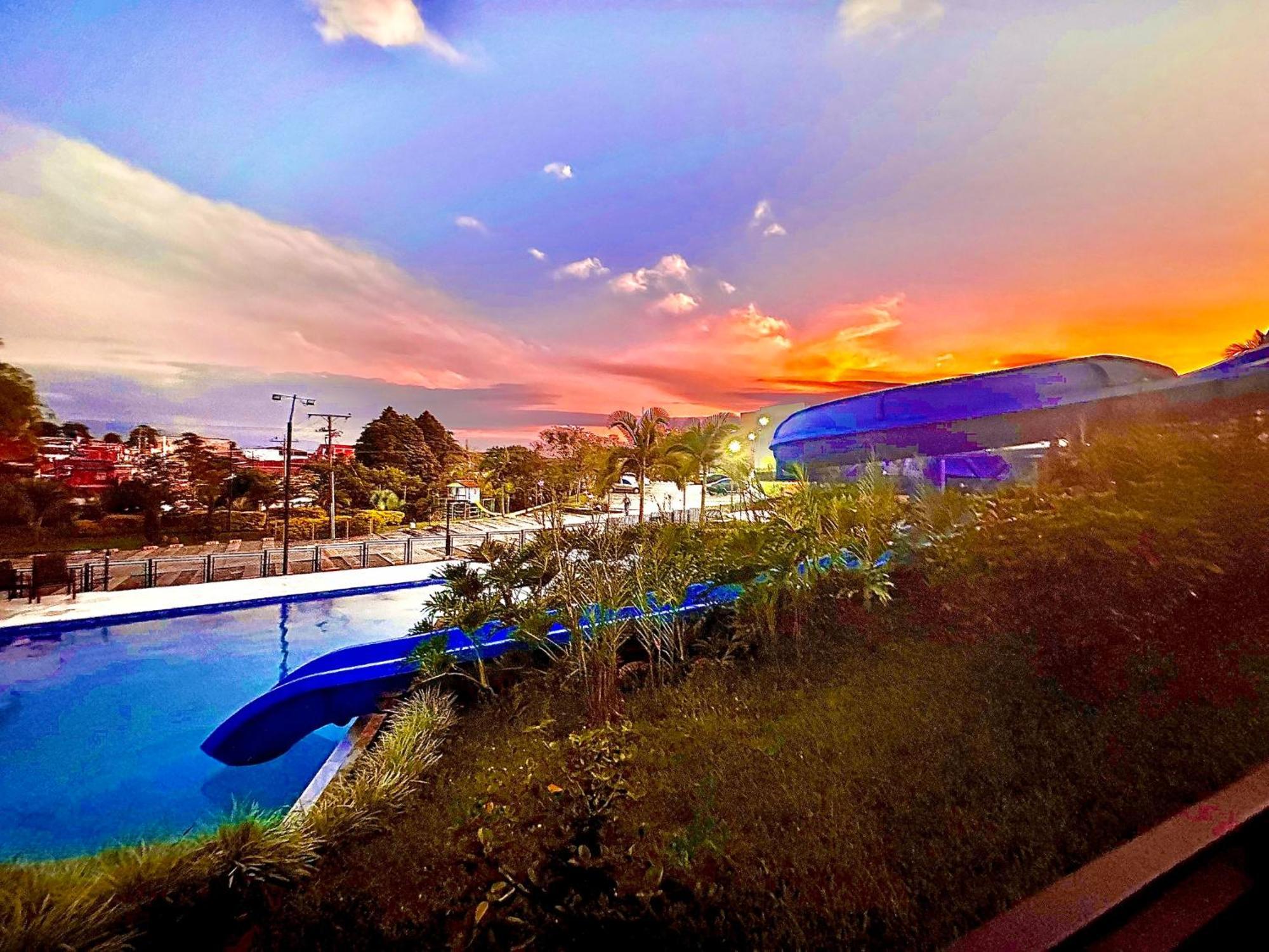 Apartamento Privado Vacacional A 5M Del Aeropuerto, 20 Minutos Del Parque Del Cafe Y Centro De Armenia Con 4 Piscinas, 3 Jacuzzi, Sauna By Molca Xperiences 3H Armênia Exterior foto