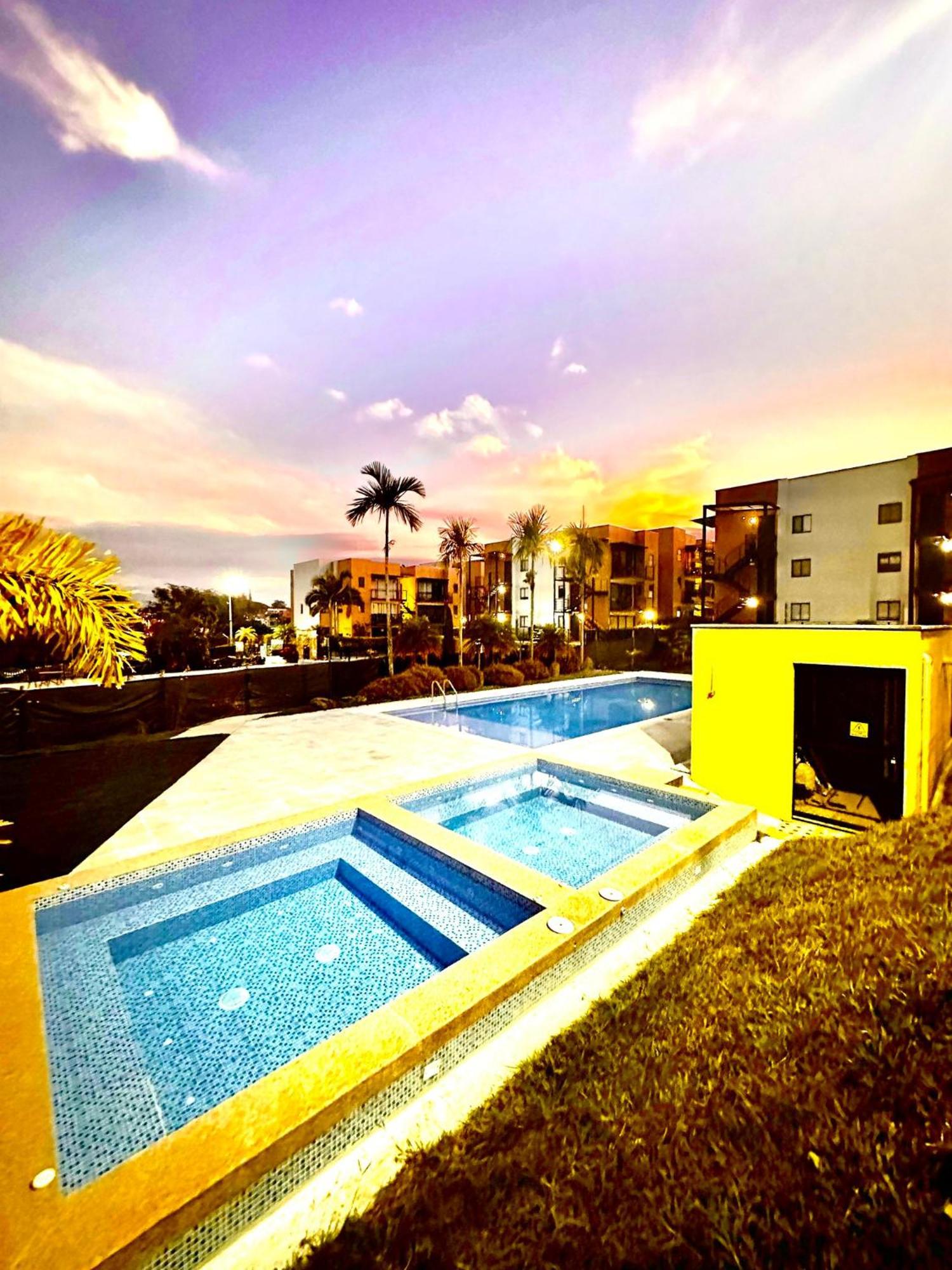 Apartamento Privado Vacacional A 5M Del Aeropuerto, 20 Minutos Del Parque Del Cafe Y Centro De Armenia Con 4 Piscinas, 3 Jacuzzi, Sauna By Molca Xperiences 3H Armênia Exterior foto